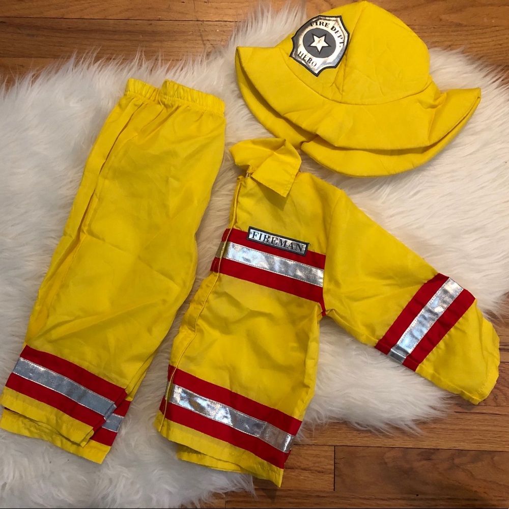 Toddler Fireman Costume, Sz 2T/24 Mo 🚒
